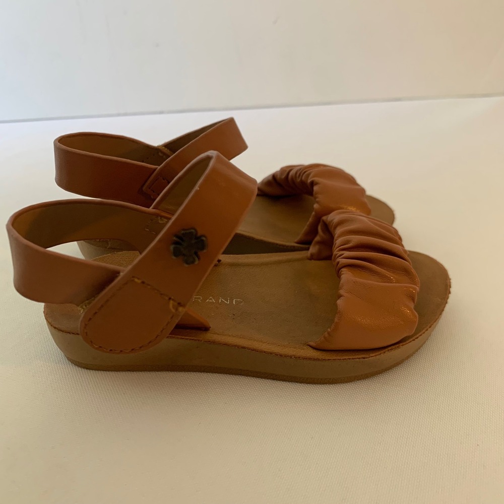 Lucky Brand Ruched Sandals Baby Size 5 Cognac Brown Coastal Resort Boho Chic